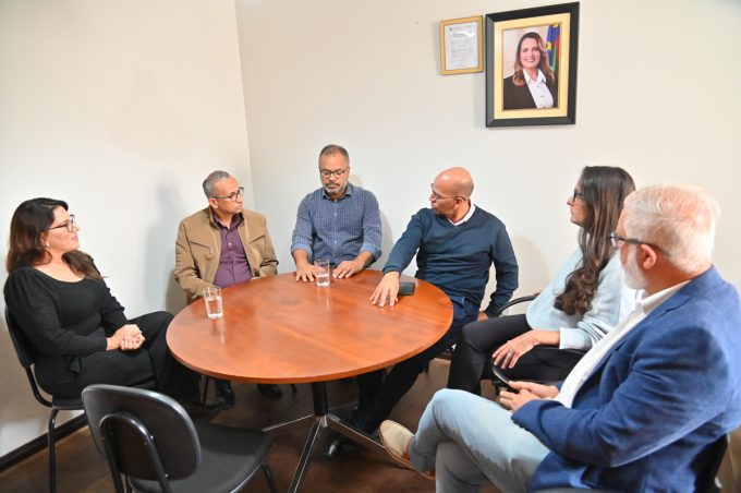 Novo secretário de Mobilidade Urbana participa de reunião de apresentação