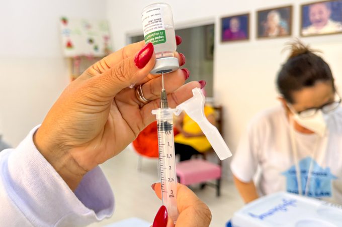 Vacinação para crianças, gestantes e idosos chega à Estação Herzem Gusmão nesta quinta-feira