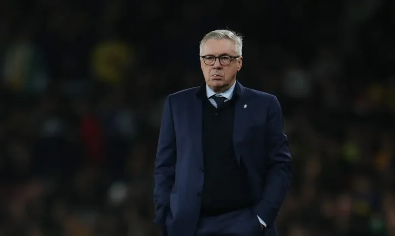 “Os jogadores brasileiros colocam muita pressão sobre si mesmos”, avalia Ancelotti