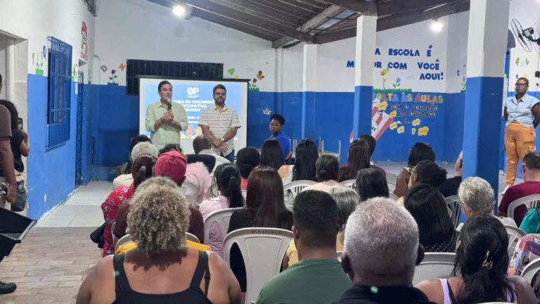 Plenária do Orçamento Participativo reúne moradores da Rua do Catu