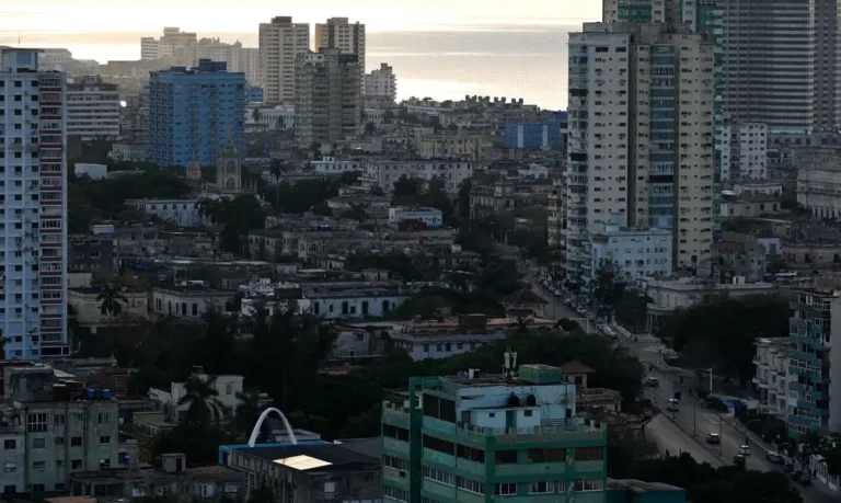 Cuba responde a ameaça de Trump declarando que não se intimidará