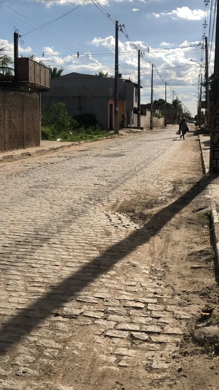 Recapeamento asfáltico é necessário em ruas dos bairros Asa Branca e Cidade Nova, cobra Marcos Lima