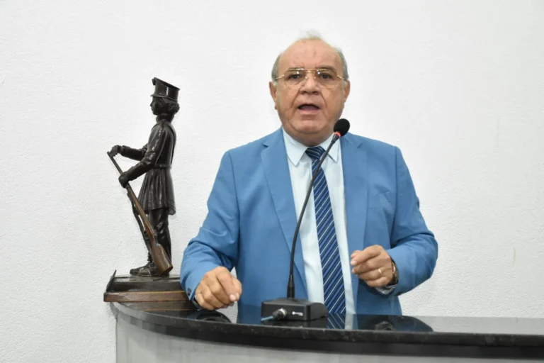 Comunidade reivindica limpeza e iluminação pública no bairro Subaé e distrito de Maria Quitéria