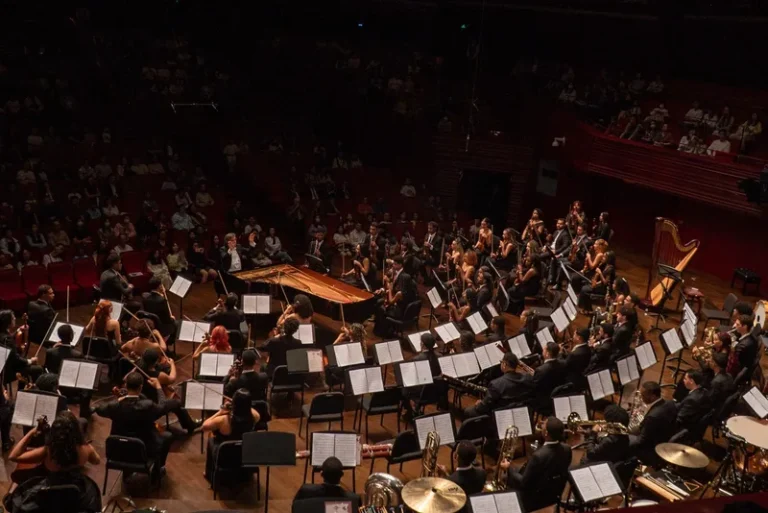Orquestra Neojiba encerra turnê em Shenzhen, sede global da BYD na China