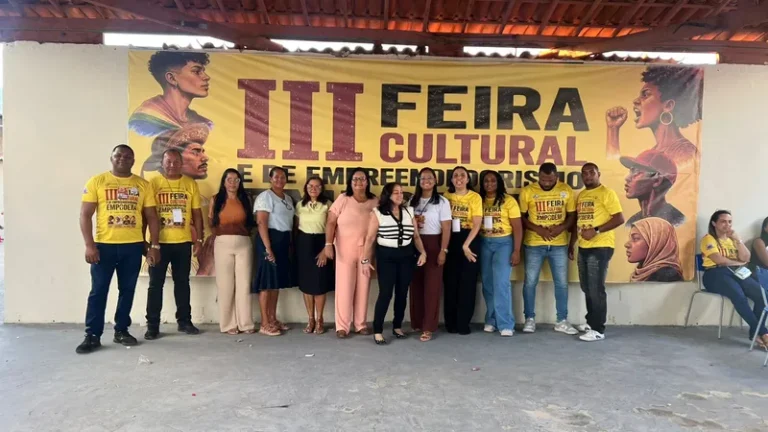 Feira em Chorrochó transforma escola estadual em território de ideias, cultura e empreendedorismo