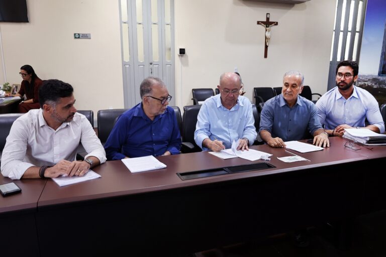 Prefeitura de Feira assina contrato para construção de mais 400 unidades do MCMV no bairro Asa Branca