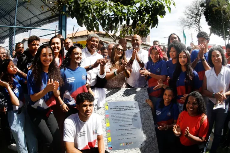 Novo complexo escolar é inaugurado em Eunápolis com investimentos do Governo do Estado