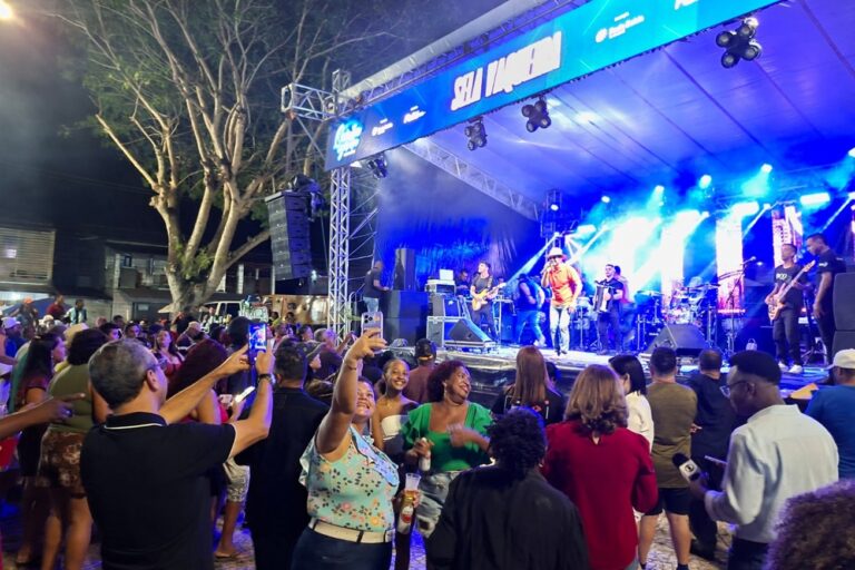 Quinta na Praça retorna com grande público