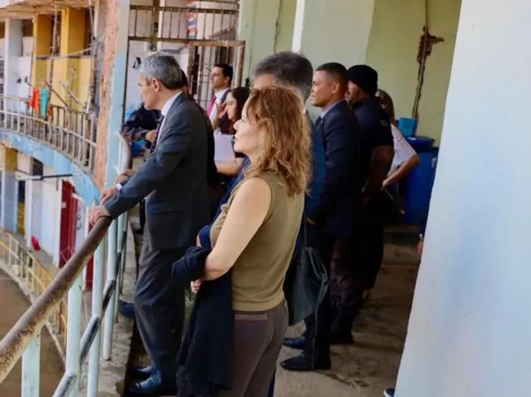 MP baiano e Comissão do CNMP visitam a Penitenciária Lemos Brito em Salvador