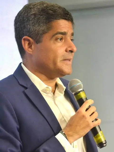 ACM Neto desafia Jerônimo Rodrigues para debate e diz que governador se esconde