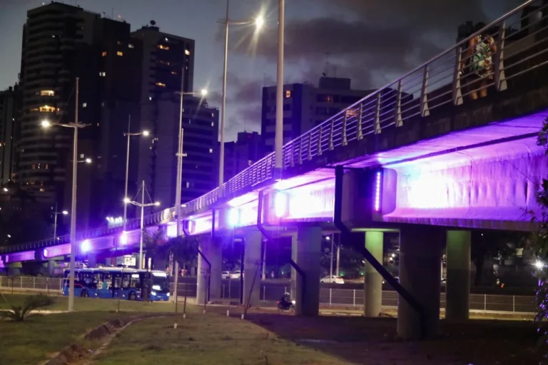 DSIP ilumina monumentos de Salvador para campanhas de conscientização em maio
