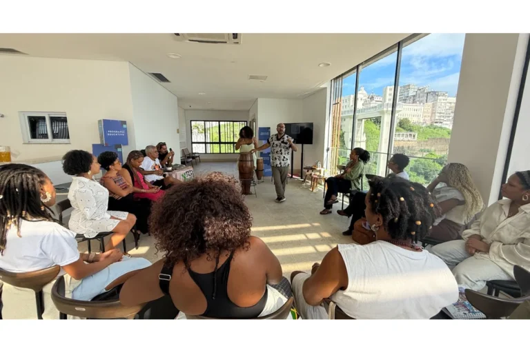 Culinária afro-baiana e saberes do dendê marcam programação educativa da Casa das Histórias e Galeria Mercado neste mês