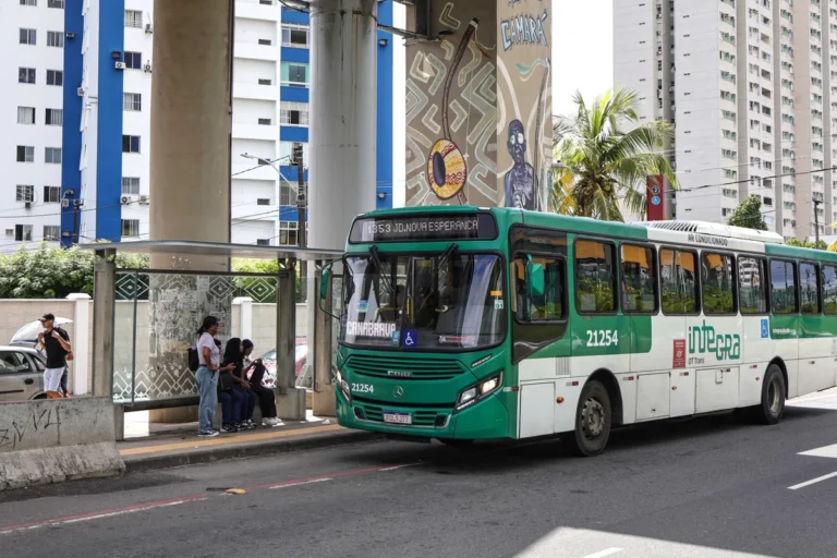Novas linhas de ônibus melhoram mobilidade no Trobogy e Canabrava