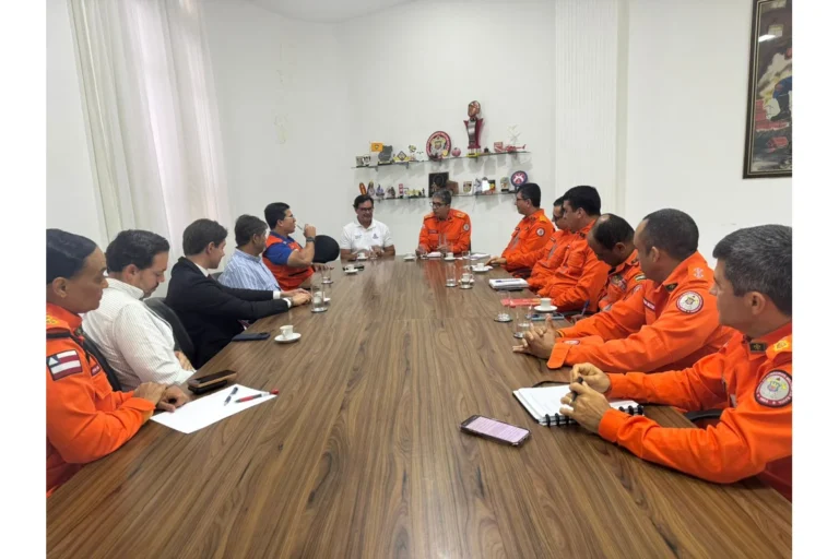 Sedur reforça parceria com Corpo de Bombeiros e Codesal para ações de prevenção e segurança em Salvador