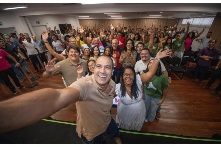 Prefeitura lança IngreSSAr 2026 com 1 mil vagas em cursos preparatórios e período de aulas ampliado
